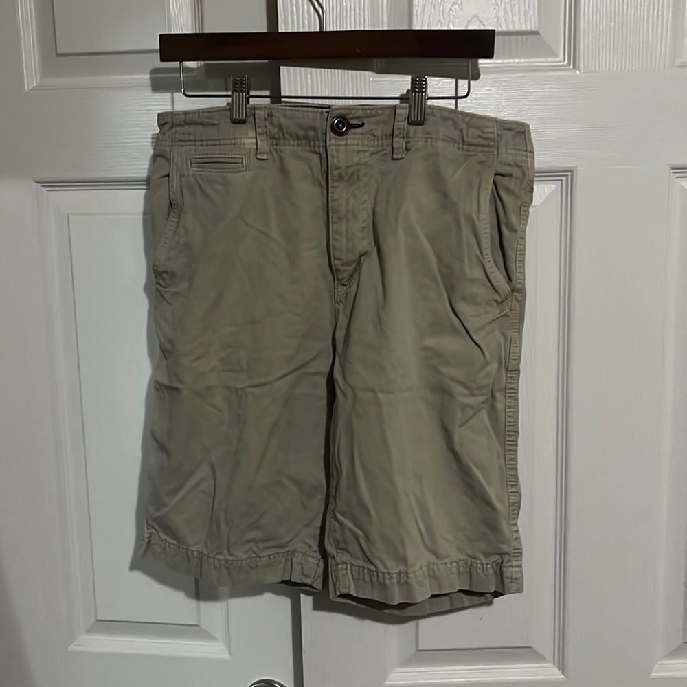 American Eagle longer length shorts